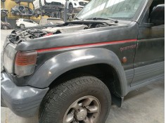 Recambio de aleta delantera izquierda para mitsubishi montero   (v3_w, v2_w, v4_w, v5_w) 2.8 td (v46w, v26w) referencia OEM IAM  2